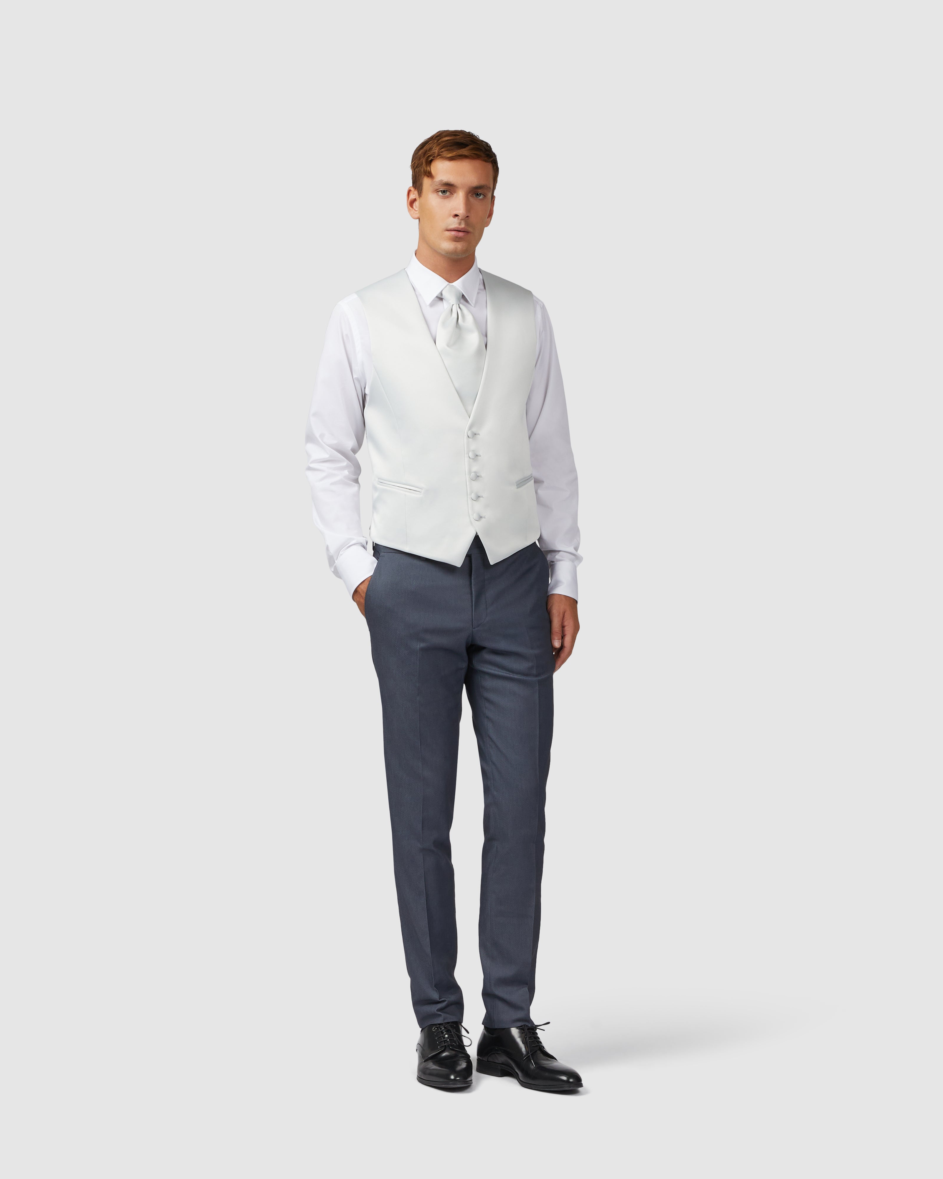 Gilet grigio perla 5 bottoni con ascot abbinato