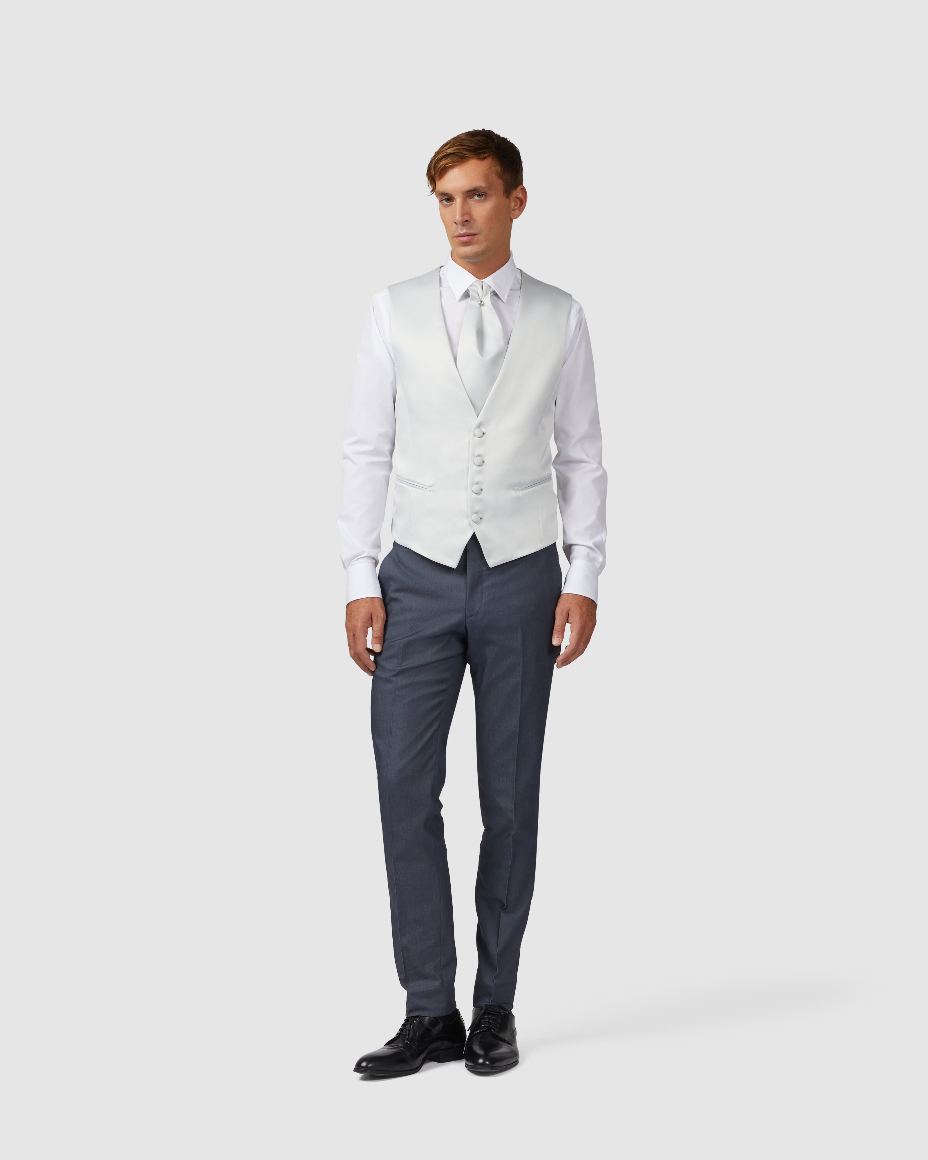 Gilet grigio perla 4 bottoni con ascot abbinato