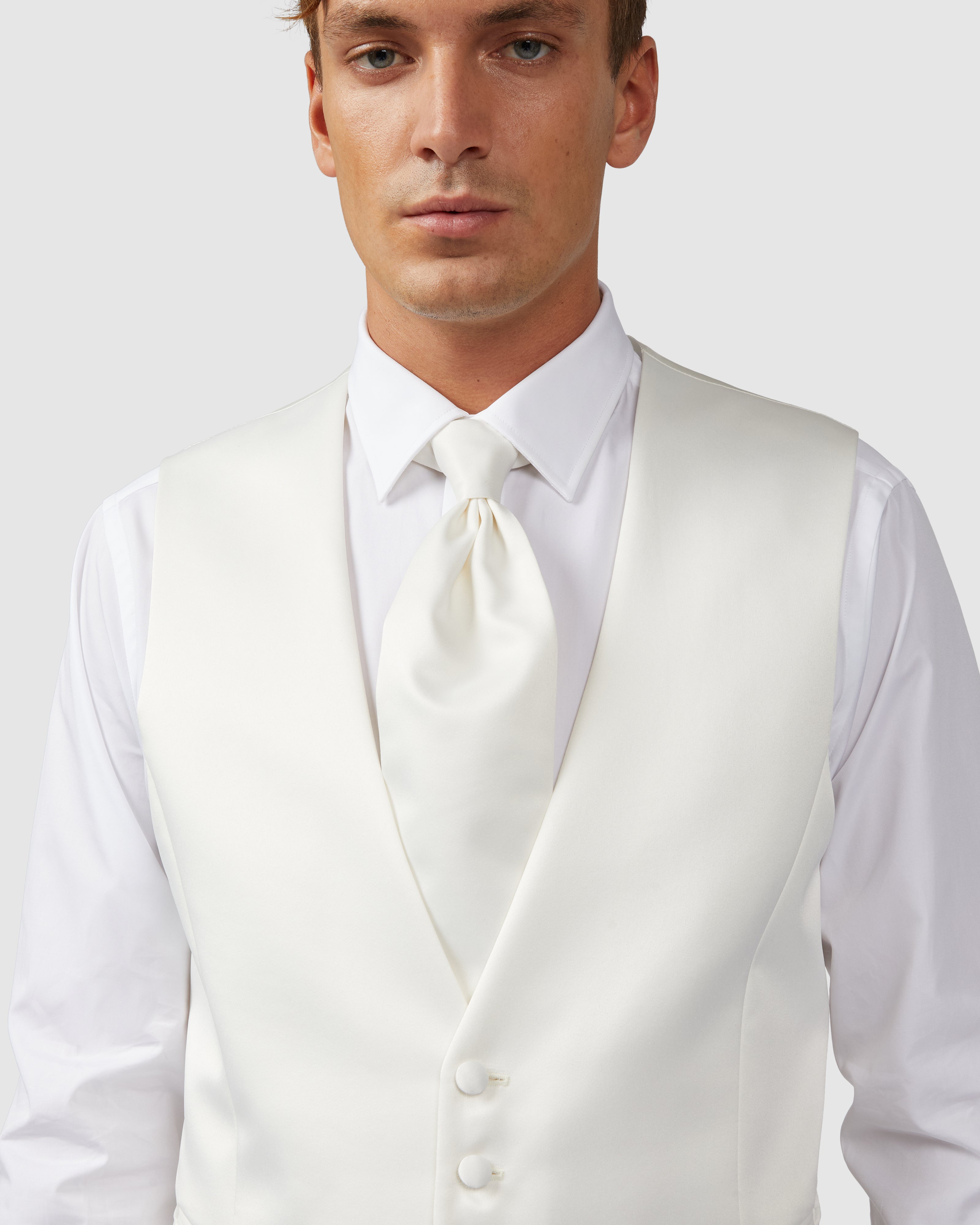 Ivory 5 button vest with matching ascot